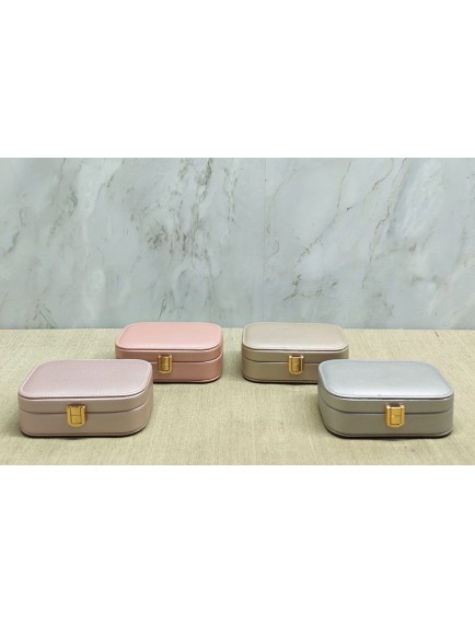 15x15 cm Makyaj Ve Takı Kutusu