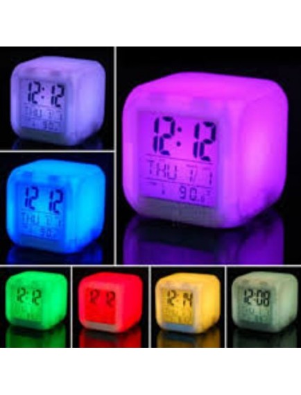 Renk Değiştiren Küp Saat