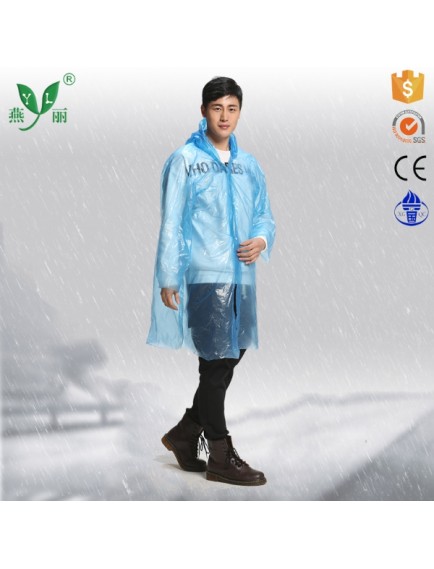 İnce Şeffaf Yağmurluk