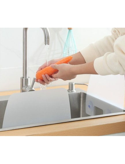 Lavabo ve Ocak Sıçrama Önleyici Vantuzlu Kalkan