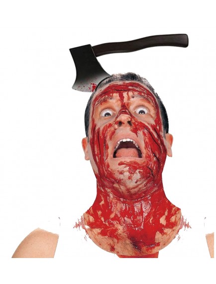 Kafaya Saplanmış Kanlı Balta Şaka Tacı