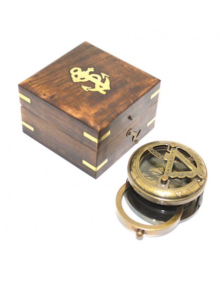 Ahşap Kutulu Pirinç Pusula Model 4