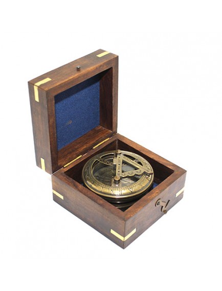 Ahşap Kutulu Pirinç Pusula Model 4