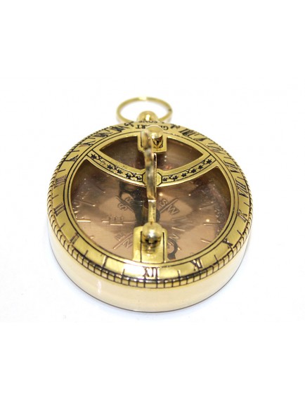 Pirinç Güneş Saati Ve Pusula Modeli