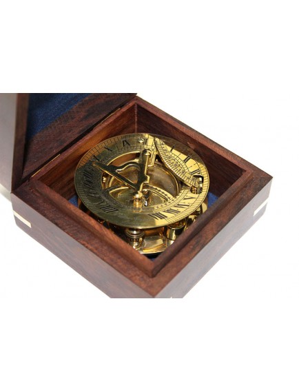 Ahşap Kutulu Pirinç Güneş Saati Ve Pusula Modeli