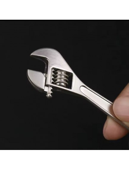 Fonksiyonel İngiliz Anahtarı Şeklinde Anahtarlık