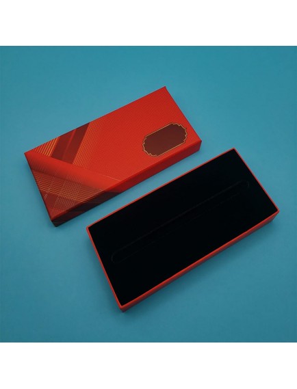 Kalem Kutusu Kırmızı Tasarımlı