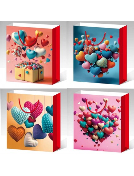 Küçük Boy Kalp Desenli Karton Çanta