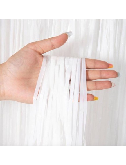 Soft Beyaz Renk Duvar ve Kapı Perdesi