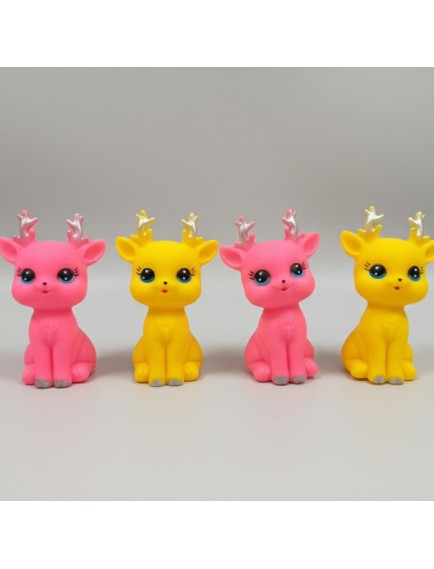 Evcil Hayvan Sesli Geyik Şeklinde Plastik Oyuncak