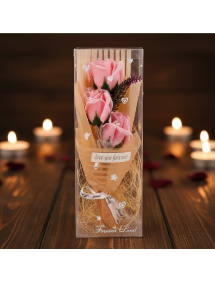 Şeffaf Kutulu Üç Gül Buketi